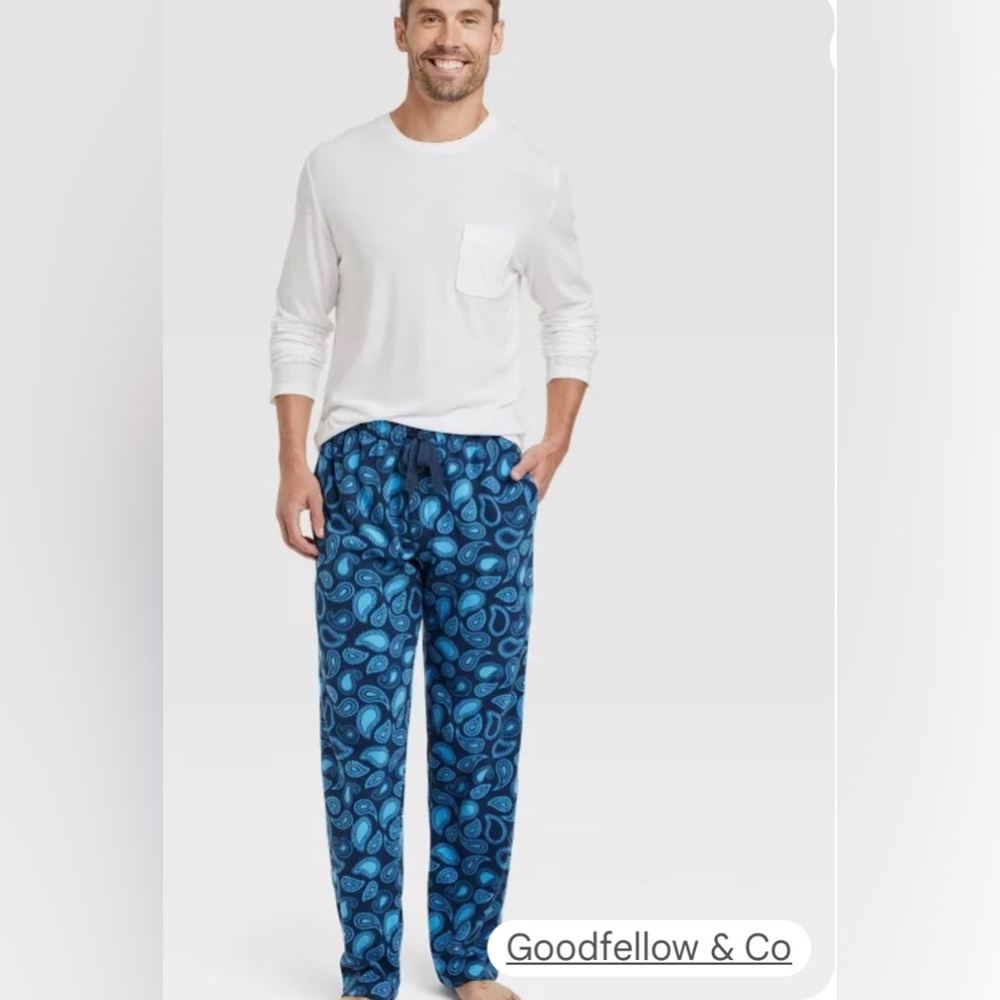 Goodfellow Accessories Men's Paisley Microfleece Pajama Set